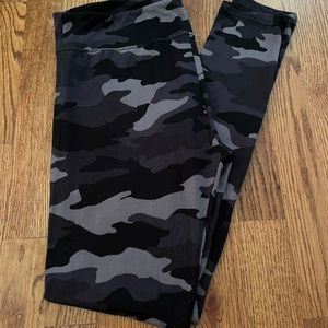 ready to go camo leggings